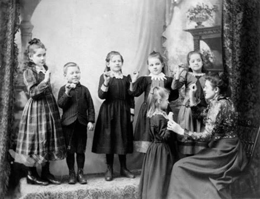 historia-comunidad-sorda historia-comunidad-sorda